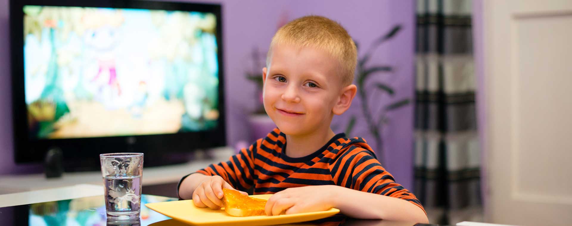 Le temps d’écran peut avoir des effets négatifs sur le développement cognitif des enfants.